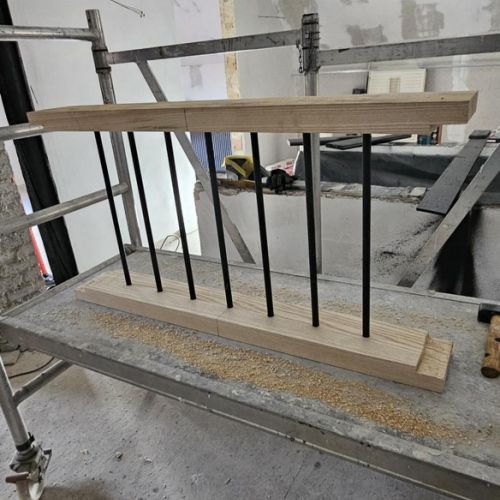 Auch Stilelemente wie das Kerkerfenster werden selbst gebaut!